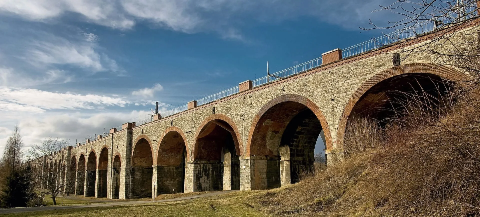 Železniční viadukty u Hranic
